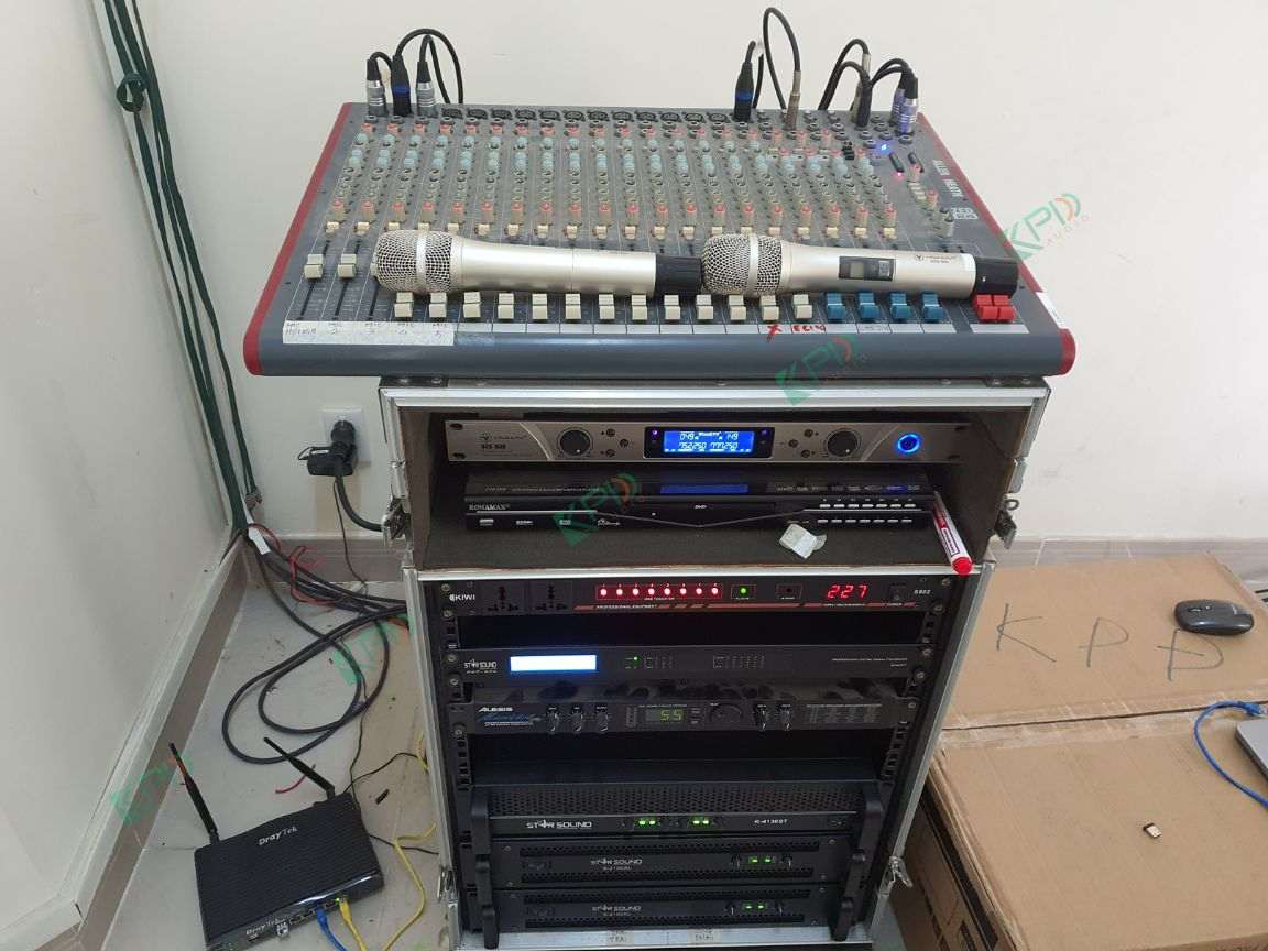 Nâng cấp tủ máy cho hệ thống âm thanh hội trường Vietcombank Bình Dương